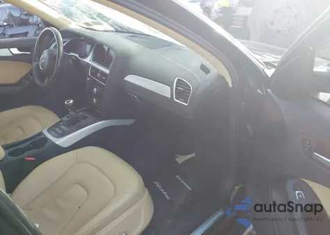 2016 Audi A4 2.0T Komfort Plus из США, поврежденный, VIN WAUDFCFL0GN008404